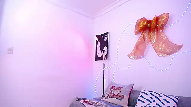 Snapshot of Sofia_tgn chatting on December 2025 08:04:02 PM Sofia tgn online show from December 2025 08:04:02 PM