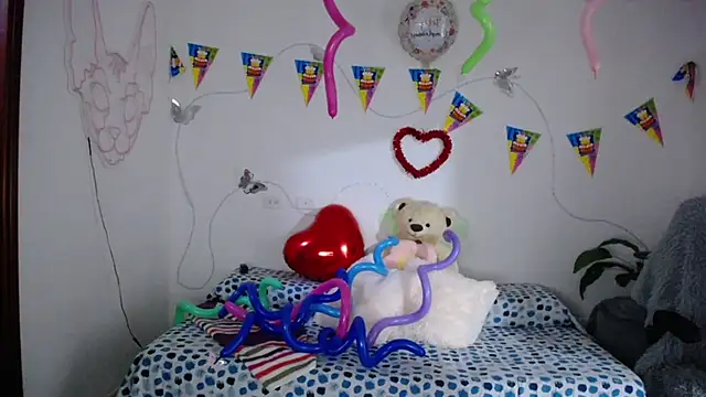 Sofia tgn online show from May 2026 06:28:01 PM