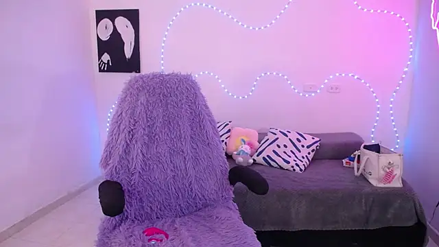 Sofia tgn online show from April 2026 01:37:02 PM