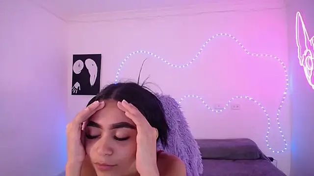 Sofia tgn online show from April 2026 06:03:01 PM