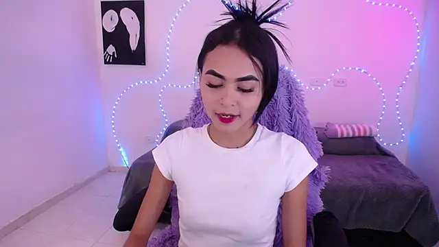 Sofia tgn online show from April 2026 06:30:02 PM