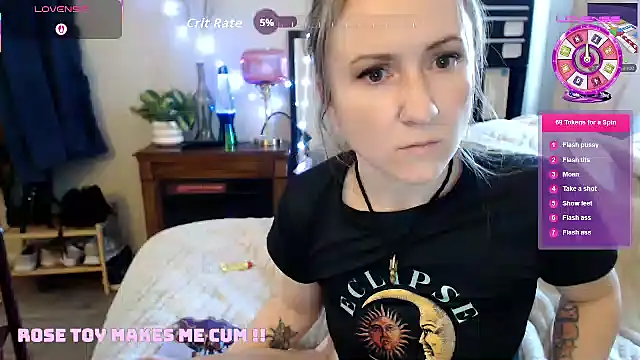 alluringpixie online show from February 2026 07:02:01 PM