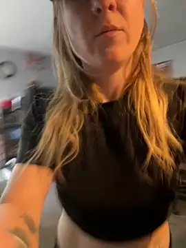 alluringpixie online show from March 2026 02:47:01 PM