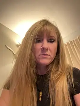 alluringpixie online show from March 2026 11:51:01 PM