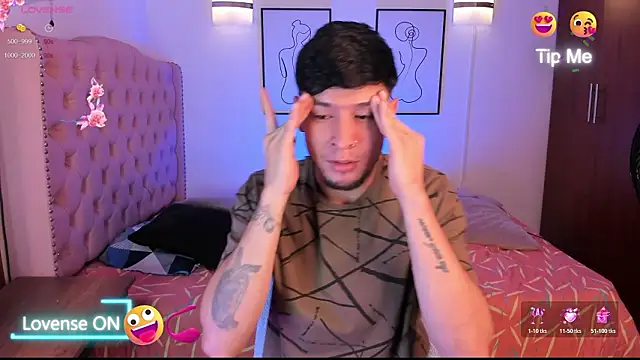 vaalentiino online show from February 2026 07:45:01 PM