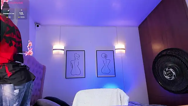 vaalentiino online show from March 2026 07:19:01 PM