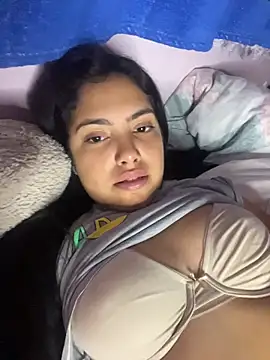  Laurentt  online show from February 2026 03:51:01 AM