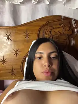  Laurentt  online show from May 2026 12:57:01 AM