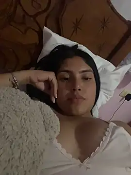  Laurentt  online show from February 2026 02:00:01 AM