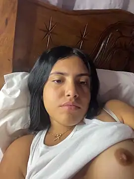  Laurentt  online show from April 2026 02:18:01 AM