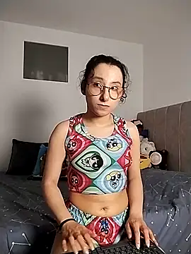 Snapshot of little__ammy chatting on December 2025 03:19:02 AM little ammy online show from December 2025 03:19:02 AM