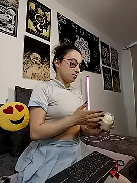 little  ammy online show from April 2026 10:07:02 PM