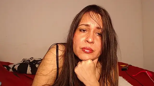 Snapshot of _SEXY_MATURE_ chatting on June 2026 03:17:02 AM SEXY MATURE online show from June 2026 03:17:02 AM