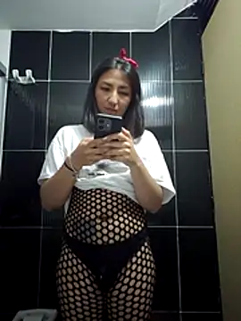 SabrinaLu  online show from February 2026 09:17:02 PM