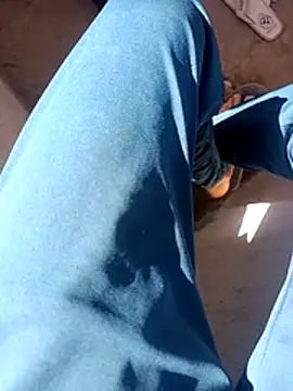 xhanm online show from December 2025 05:32:01 AM