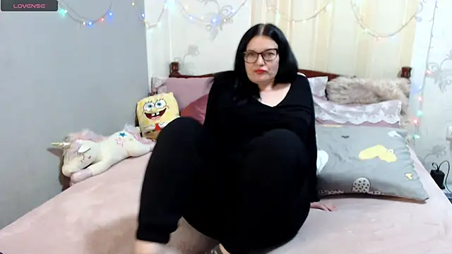 SashaBond online show from December 2025 08:03:02 AM