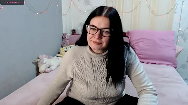 SashaBond online show from January 2026 12:33:01 PM