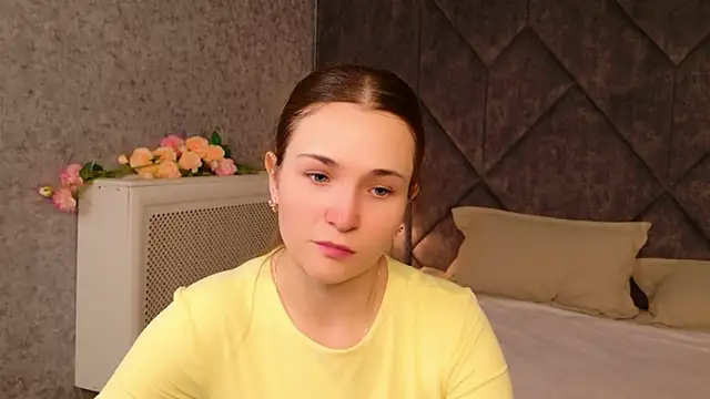 Lina Sinerz online show from May 2026 03:40:01 PM