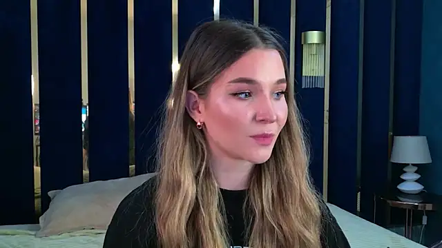 Lina Sinerz online show from April 2026 08:48:02 PM