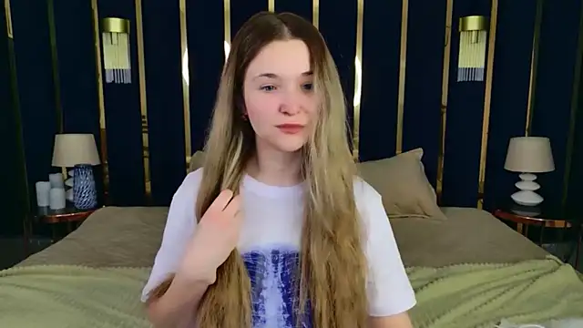 Lina Sinerz online show from February 2026 03:42:01 PM