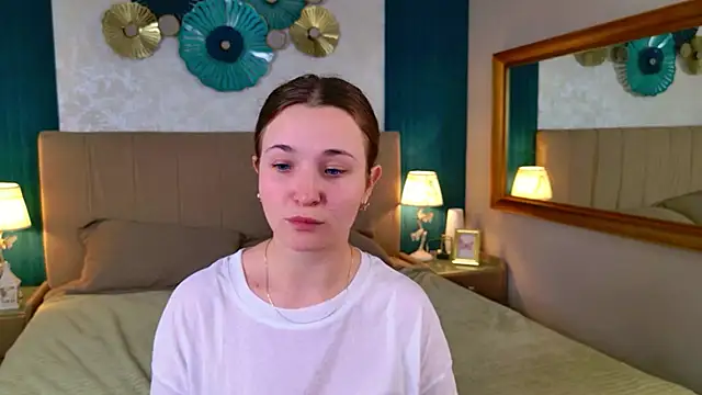 Lina Sinerz online show from May 2026 03:29:02 PM