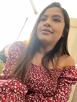 Snapshot of Alana-fox chatting on December 2025 04:02:02 PM Alana-fox online show from December 2025 04:02:02 PM