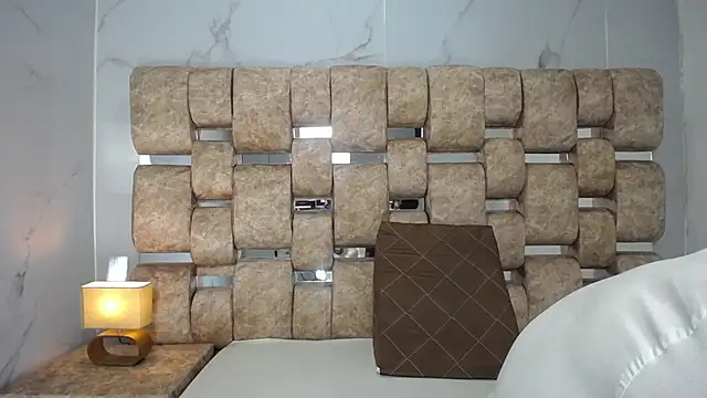 Snapshot of KathyAiden chatting on February 2026 07:36:02 PM KathyAiden online show from February 2026 07:36:02 PM