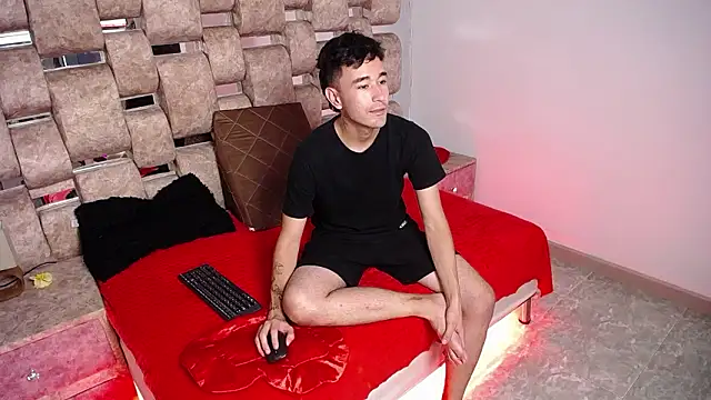 Snapshot of KathyAiden chatting on March 2026 08:05:01 PM KathyAiden online show from March 2026 08:05:01 PM