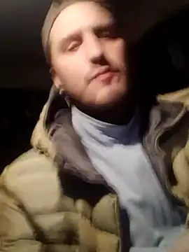 Snapshot of barbone15 chatting on February 2026 12:07:01 AM barbone15 online show from February 2026 12:07:01 AM