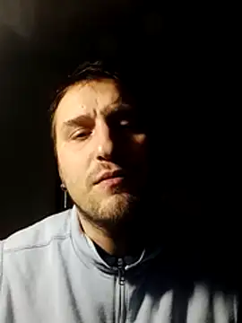 Snapshot of barbone15 chatting on February 2026 01:07:02 AM barbone15 online show from February 2026 01:07:02 AM