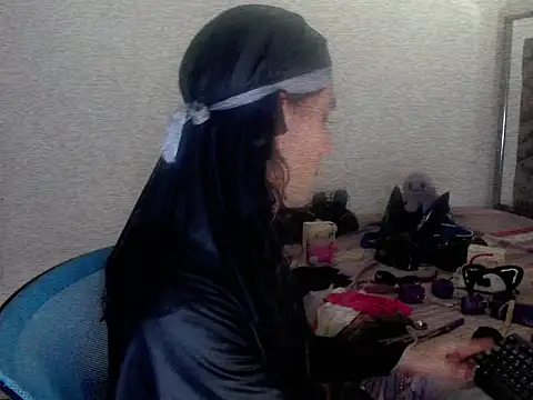 michaeldissts online show from December 2025 06:27:01 AM