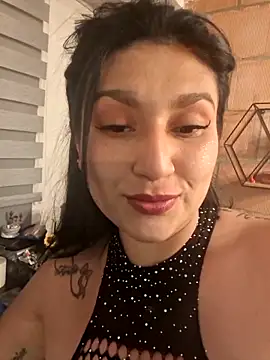 Magenta Moon online show from February 2026 11:59:02 PM