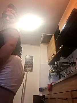 Magenta Moon online show from January 2026 08:34:02 PM