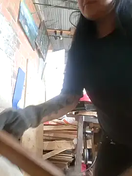 Magenta Moon online show from December 2025 08:25:02 PM