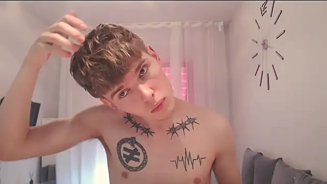 Fredd Xanders online show from April 2026 03:55:01 AM