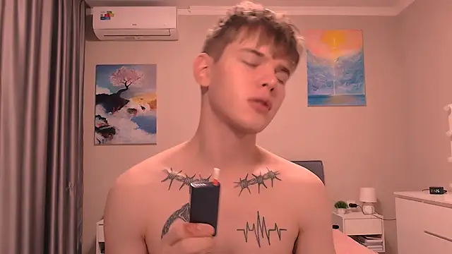 Snapshot of Fredd_Xanders chatting on December 2025 05:27:02 PM Fredd Xanders online show from December 2025 05:27:02 PM