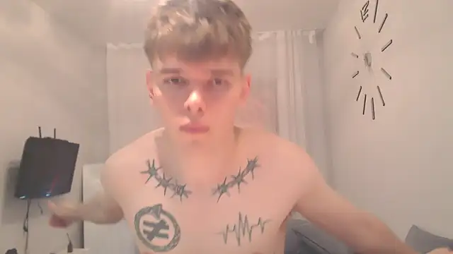 Snapshot of Fredd_Xanders chatting on June 2026 10:48:01 AM Fredd Xanders online show from June 2026 10:48:01 AM