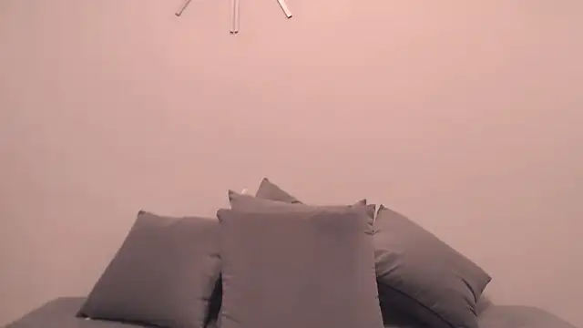 Fredd Xanders online show from April 2026 04:04:02 AM