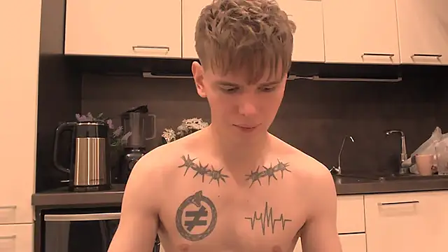 Snapshot of Fredd_Xanders chatting on December 2025 03:27:01 AM Fredd Xanders online show from December 2025 03:27:01 AM