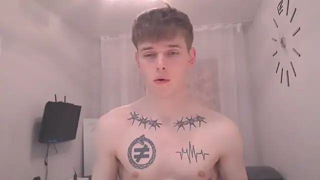 Snapshot of Fredd_Xanders chatting on June 2026 02:22:02 PM Fredd Xanders online show from June 2026 02:22:02 PM