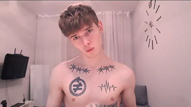 Fredd Xanders online show from May 2026 07:00:01 PM
