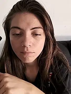 Snapshot of Ceciihot chatting on December 2025 06:34:02 PM Ceciihot online show from December 2025 06:34:02 PM