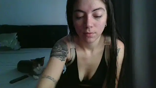 Snapshot of Ceciihot chatting on March 2026 03:24:01 PM Ceciihot online show from March 2026 03:24:01 PM