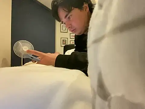 Snapshot of phantom898983 chatting on December 2025 02:49:01 AM phantom898983 online show from December 2025 02:49:01 AM