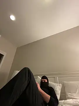 phantom898983 online show from February 2026 07:42:01 AM