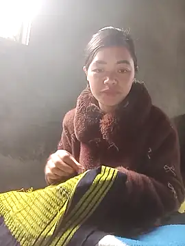 Snapshot of mon-monk chatting on December 2025 03:01:02 AM mon-monk online show from December 2025 03:01:02 AM