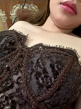 Snapshot of -Moon-20 chatting on December 2025 03:07:01 PM -Moon-20 online show from December 2025 03:07:01 PM