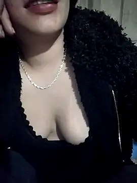 Snapshot of RV616 chatting on December 2025 12:15:01 PM RV616 online show from December 2025 12:15:01 PM