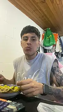 Snapshot of JhonCas44 chatting on December 2025 04:34:02 PM JhonCas44 online show from December 2025 04:34:02 PM