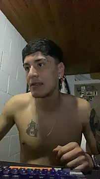 Snapshot of JhonCas44 chatting on December 2025 04:40:01 AM JhonCas44 online show from December 2025 04:40:01 AM